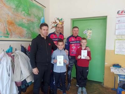 “Лястовиците“ с полезни уроци и съвети към учениците от ОУ “Мати Болгария“