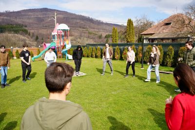 Представители на “Юнайтед Авангард Артист“ участваха в младежки обмен в Румъния