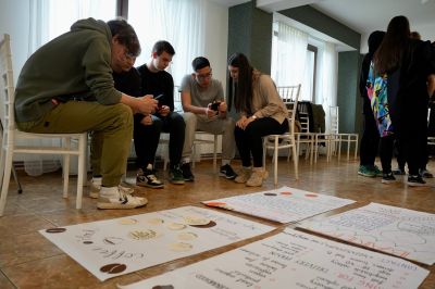 Представители на “Юнайтед Авангард Артист“ участваха в младежки обмен в Румъния