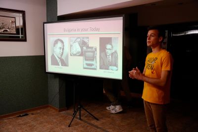 Представители на “Юнайтед Авангард Артист“ участваха в младежки обмен в Румъния