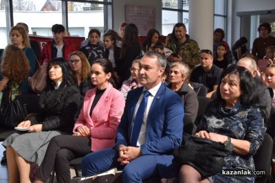 131 награди бяха раздадени на талантливи деца от цялата страна в конкурсите „Малките нашенци” и „Присмехулници“