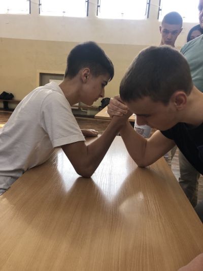 ПГЛПТ излъчи шампионите в Първия си училищен турнир по канадска борба