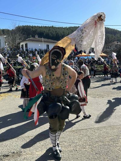 Над 1100 кукери взеха участие в „Старци в Турия”