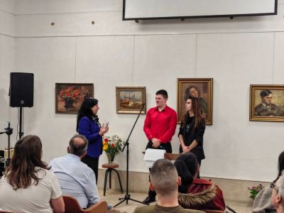 Конкурс, концерт, литературно представяне и театрална постановка зарадваха публиката в шестия ден от Чудомирови празници 2024 в Казанлък