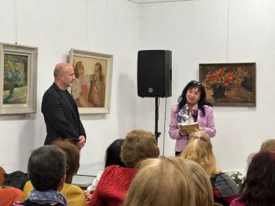 Вълнуващо литературно представяне и концерт зарадваха казанлъшката публика в предпоследния ден от Чудомирови празници 2024