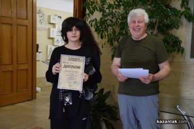 Близо 30 ученици се включиха в тазгодишното издание на “Училище за карикатура“ 