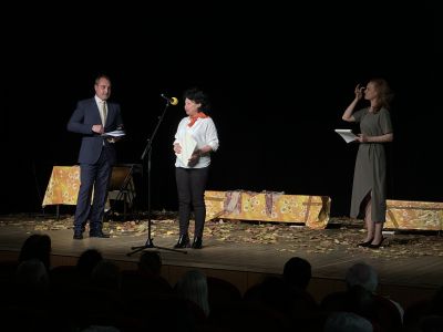 Моноспектакълът „Нашенец“ на Мариус Куркински спечели 21-ата награда „Комедиен хит на сезона“ в Казанлък