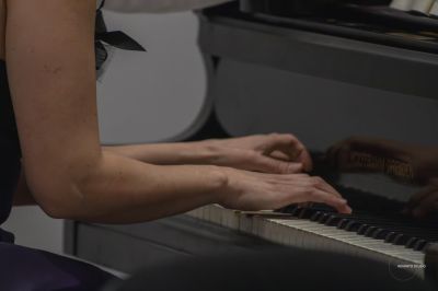 Вълнуващо литературно представяне и концерт зарадваха казанлъшката публика в предпоследния ден от Чудомирови празници 2024