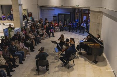 Вълнуващо литературно представяне и концерт зарадваха казанлъшката публика в предпоследния ден от Чудомирови празници 2024