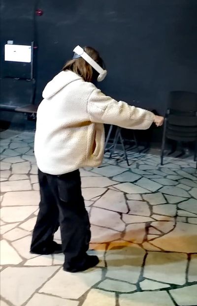 Ученици от клуб „Светлини сред сенките” направиха писателска работилница в София