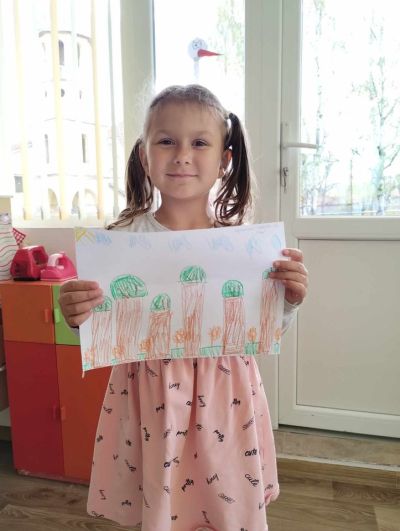 Малчуганите от розовския филиал на ДГ “Юрий Гагарин“ се включиха в Седмицата на гората