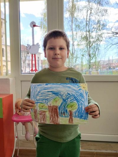 Малчуганите от розовския филиал на ДГ “Юрий Гагарин“ се включиха в Седмицата на гората