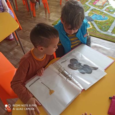 Малчуганите от розовския филиал на ДГ “Юрий Гагарин“ се включиха в Седмицата на гората