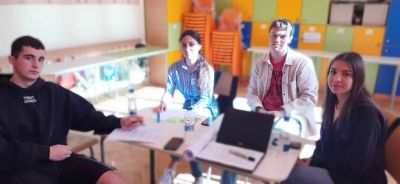 ПГЛПТ с финалист в Националното състезание „Практични финанси“