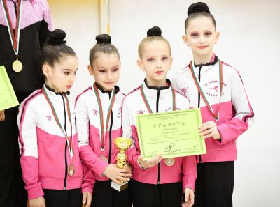 Гимнастичките на СК “Розова долина“ отново станаха златни медалистки