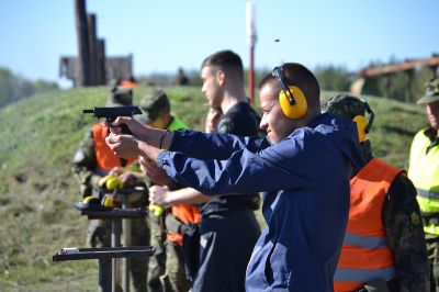 Казанлъшки ученици участваха в занятие по огнева подготовка на Тюлбето