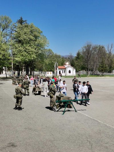 Казанлъшкият гарнизон отвори врати за посетители