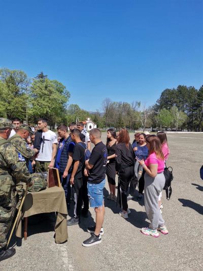 Казанлъшкият гарнизон отвори врати за посетители