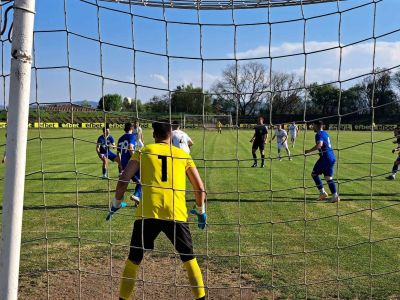 “Розова долина“ разгроми “Левски“ (Карлово) с 5:1 