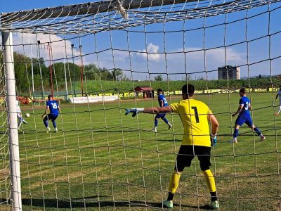 “Розова долина“ разгроми “Левски“ (Карлово) с 5:1 