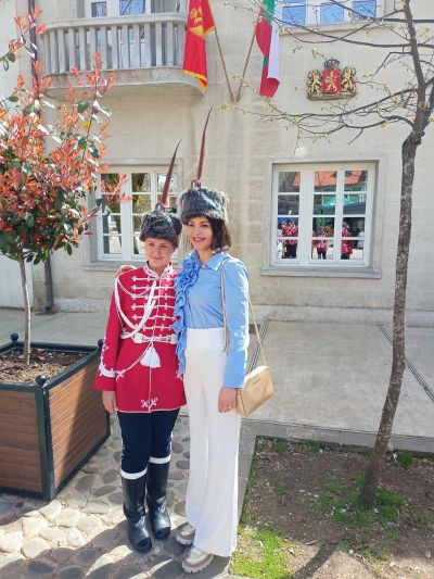 Хаджиеновци не спират да жънат успехи в национални олимпиади и състезания