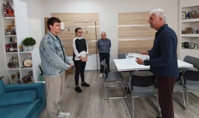 Ученик от ПГЛПТ спечели Националния конкурс „Пространство и време“