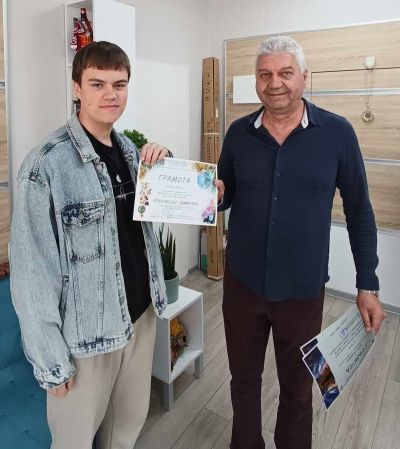 Ученик от ПГЛПТ спечели Националния конкурс „Пространство и време“