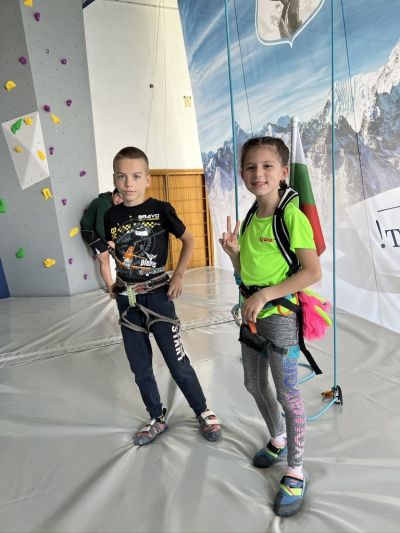 Клуб “Селт“ участва в откриването на стената за катерене в Карлово