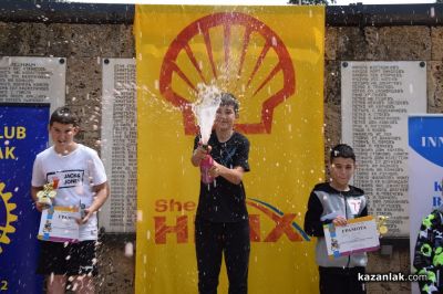 Деца показаха майсторско управление на велосипеди в парк “Розариум“