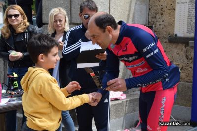 Деца показаха майсторско управление на велосипеди в парк “Розариум“