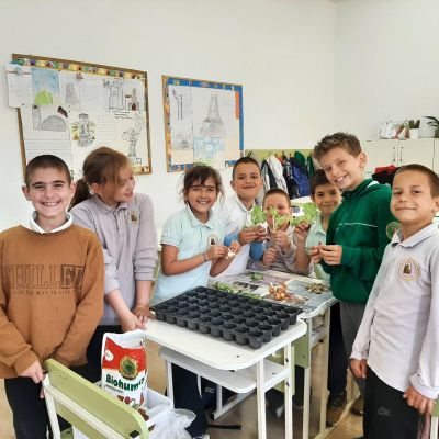 Възпитаниците на ОУ “Паисий Хилендарски“ отбелязаха Международния ден на Земята