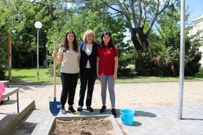 Пролетните празници в ОУ „Мати Болгария“ стартираха в Деня на Земята