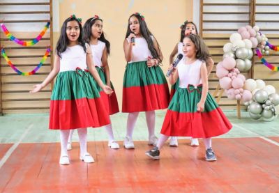 “С песен светът е чудесен” в ОУ “Чудомир“ Казанлък