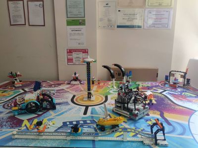 Лятна академия за малките, курс „Програмист“- за големите деца!