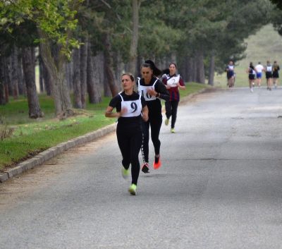 Състезание по военен трибой се състоя на Учебен център “Тюлбе“ в Казанлък 