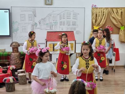 ОУ „Св. Паисий Хилендарски“ бе домакин на среща за сътрудничество и обмяна на иновации