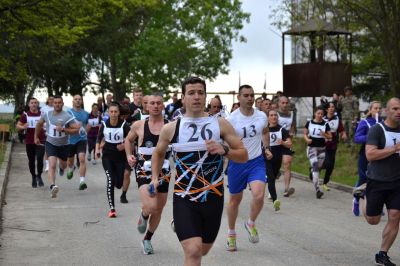 Състезание по военен трибой се състоя на Учебен център “Тюлбе“ в Казанлък 