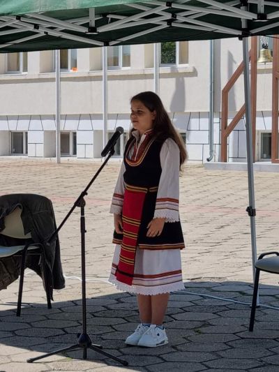 Актьорът Христо Пъдев гостува в ОУ “Св. Паисий Хилендарски“