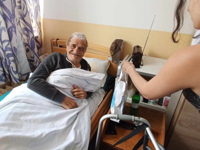 Днес се раздадоха “Кутиите пълни с щастие“ за Великден