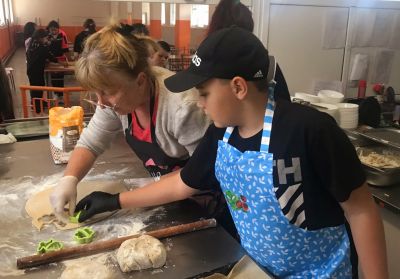 Великденска работилничка в ОУ „Чудомир“