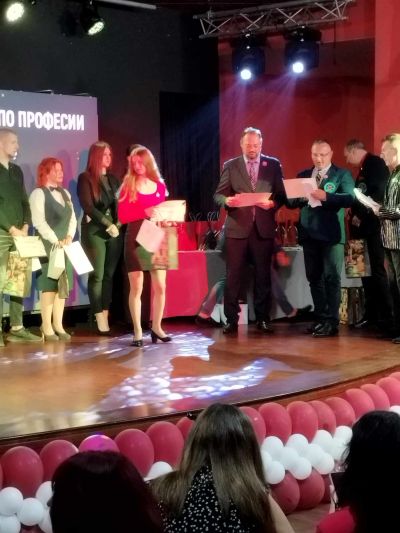 Отлично представяне на учениците от ПГЛПТ в състезанията по професия в Златни пясъци