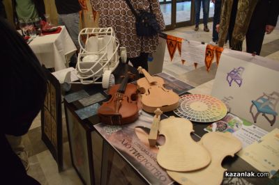 При голям интерес премина 12-ата Областна панорама на професионалното образование и кариерно ориентиране в Казанлък 