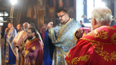 Митрополит Киприан пострига деца за иподякони