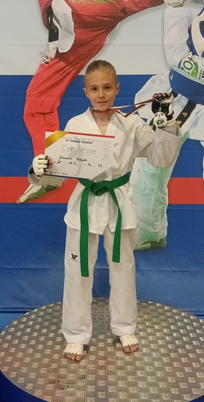 Таекуондистите от двата казанлъшки клуба с множество медали от турнира “Турбо Трофи“