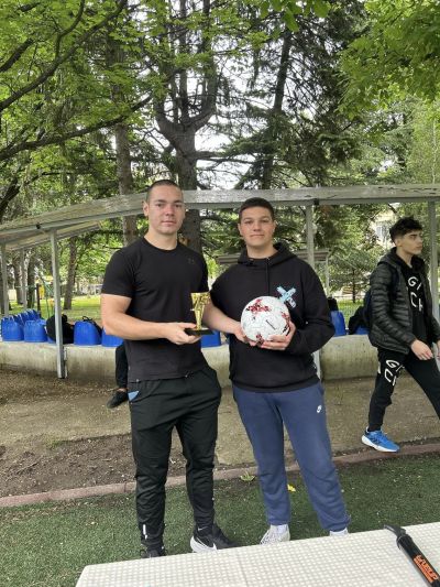 Денис Недялков от 11б клас е новият “Цар на дузпите“ в ПГЛПТ