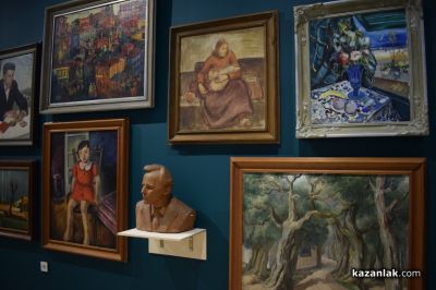 „Избори“: 250 творби създадоха новата постоянна експозиция в Художествена галерия - Казанлък 