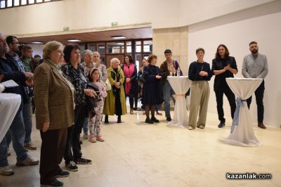 „Избори“: 250 творби създадоха новата постоянна експозиция в Художествена галерия - Казанлък 