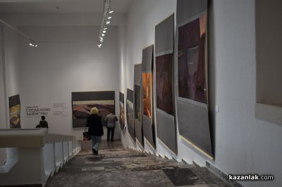 Световнопризнатият пастелист Дарина Янева представи своите живописни творби в Казанлък