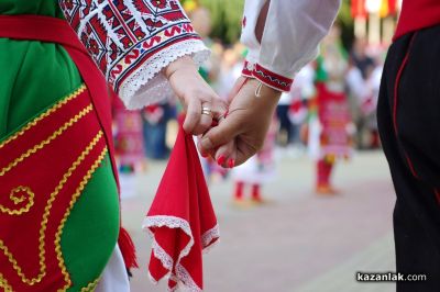 Състави от цялата страна пристигат в Казанлък за 17-ото издание на “Тъпан бие, хоро се вие“ в събота 