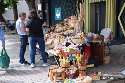 Празничен Казанлък носи настроение